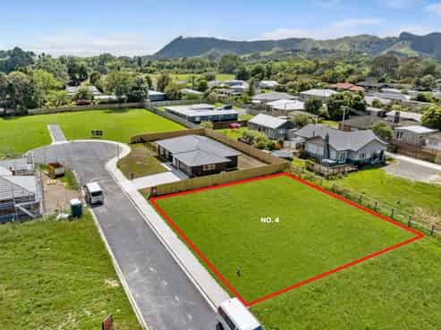 8 Ropata Te Ao Way, Otaki