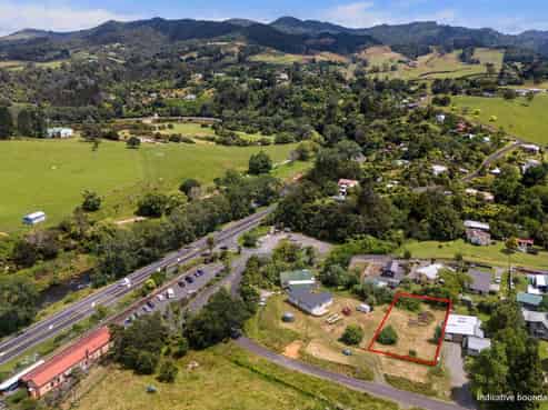 8 Cadman Street, Waikino