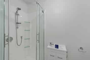 1B Inverness Avenue, Hamilton East
