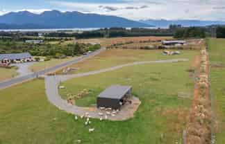 10 Black Lane, Te Anau
