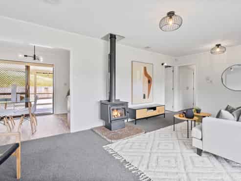 889 State Highway 1, Portland