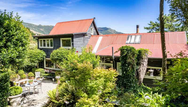33 Morgans Road, Akaroa