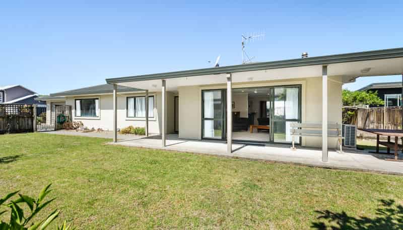 6 Papaunahi Road, Bowentown