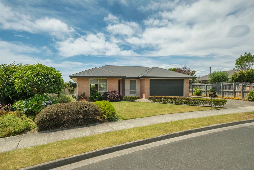 12 Ernest Place, Brightwater, Tasman For Sale realestate.co.nz