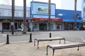 For Sale - Prime Retail Location