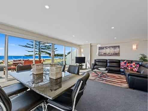 Work & Live In The Stunning Mount!