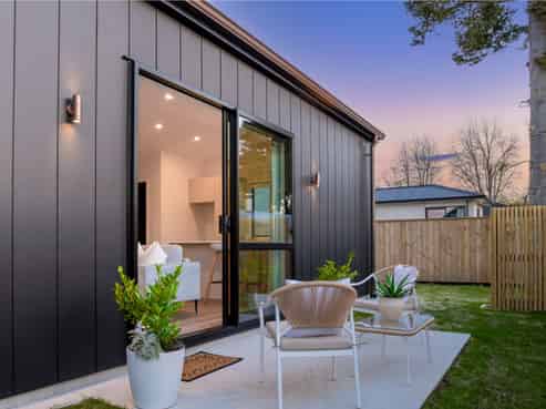 4 19 Shelley Street, Leamington