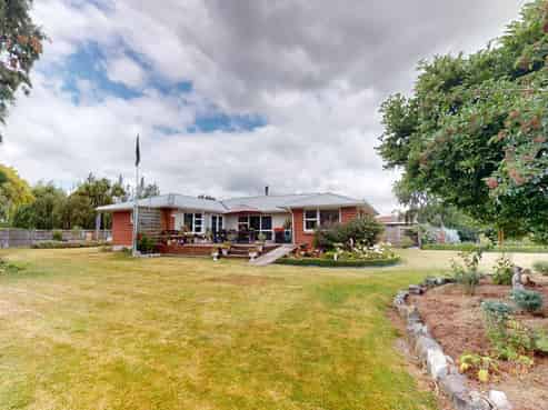 80 David Street, Hinds