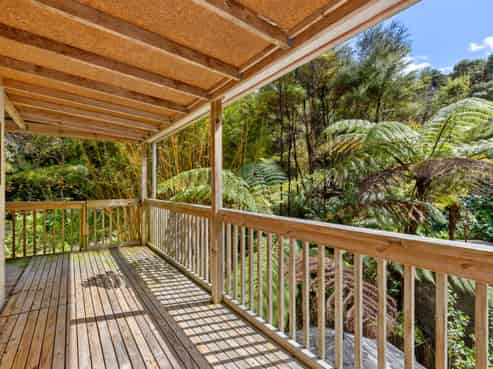 33 Buckleton Road, Tawharanui Peninsula