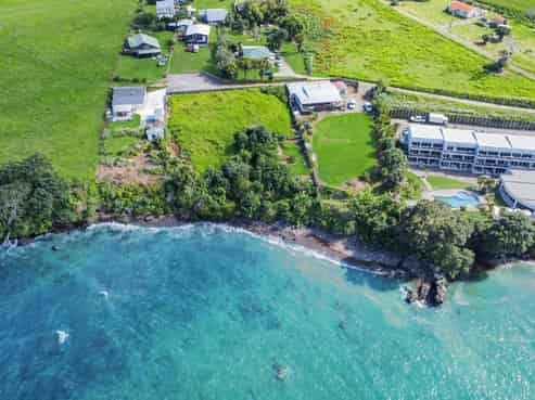 1E Te Kaha Church Road, Te Kaha