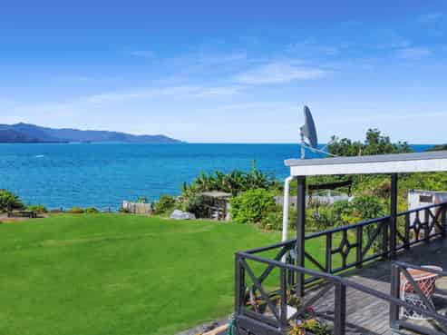 1E Te Kaha Church Road, Te Kaha