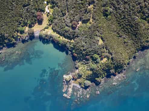 215 Waiaua Road, Hihi