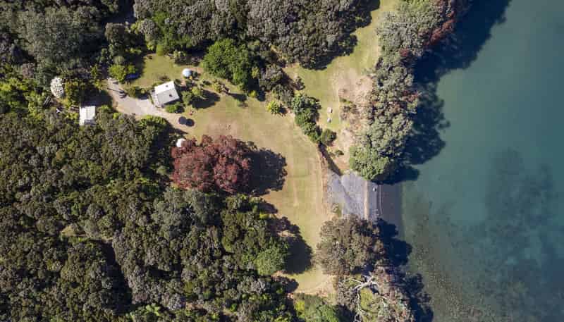 215 Waiaua Road, Hihi