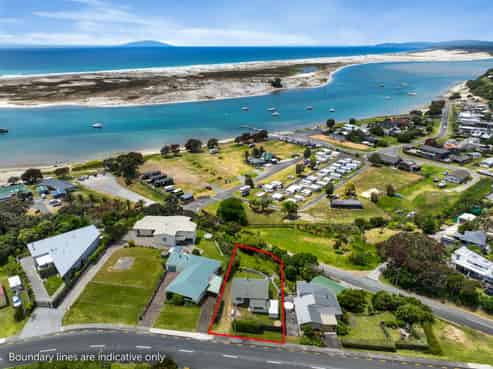 4 Wintle Street, Mangawhai Heads