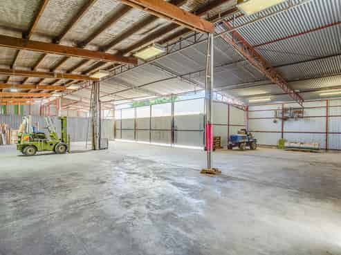 Rural Warehouse: Agricultural Storage/Workshop