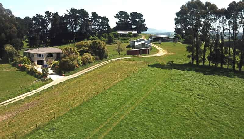1518 Clinton Highway, Waiwera South