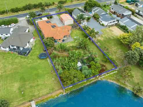 1164 East Coast Road, Whakatiwai
