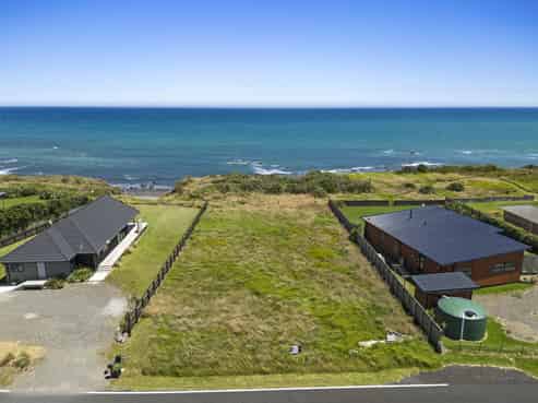 286 Tai Road, Opunake