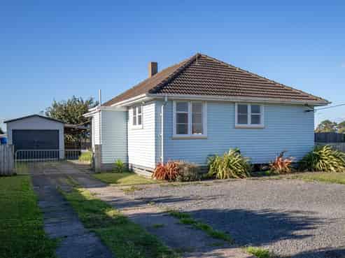 687 State Highway 25, Waitakaruru