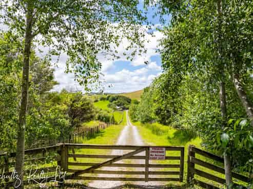 215C Heatley Road, Whakapirau