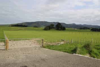 619 Pinfold Road, Woodville