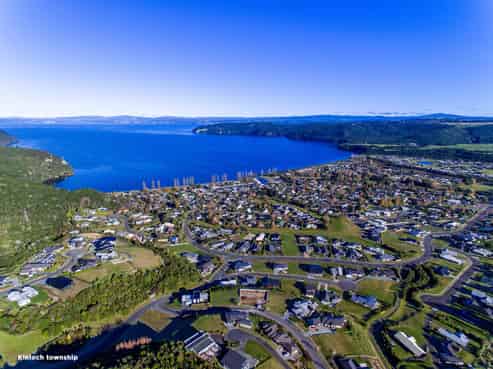 6 Pukatea Lane, Kinloch