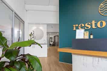 514m2* Gym with Consulting Rooms
