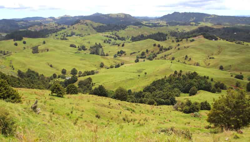 728 Peria Valley Road, Peria