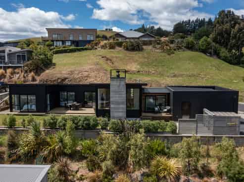 92 Mission Cove, Company Bay