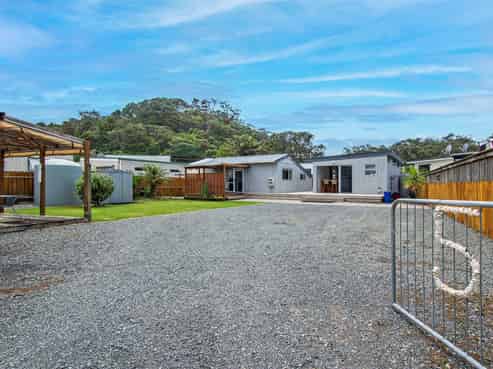 5 Omutu Street, Oakura Coast