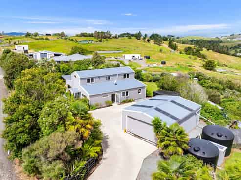 215 Valley View Road, Otaika