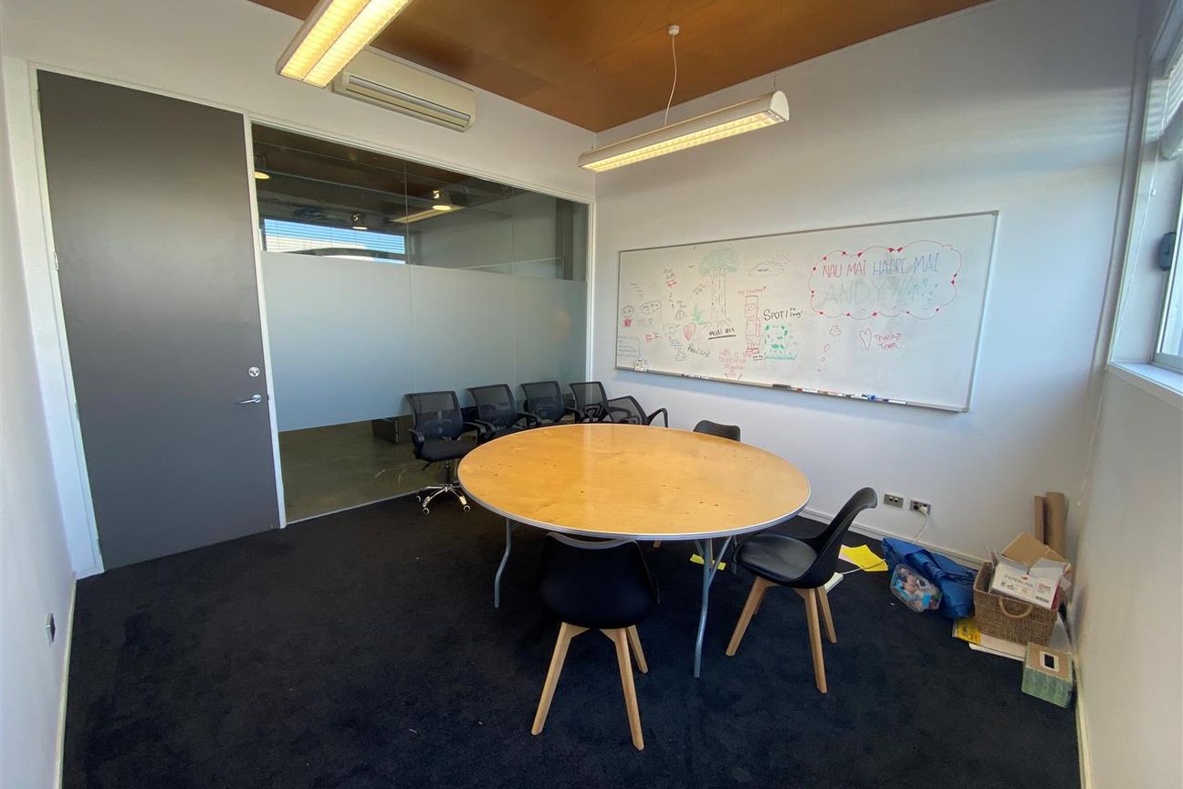 Rare 100sqm Office on Maidstone! - Bild 6