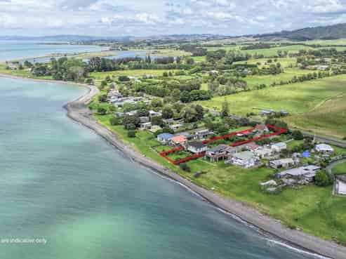 1694 East Coast Road, Whakatiwai