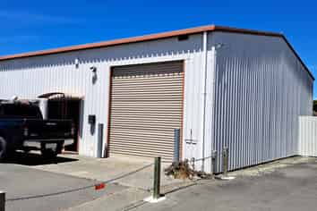 Workshops / Warehouse X 2