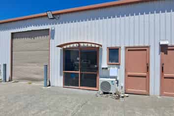 Workshops / Warehouse X 2