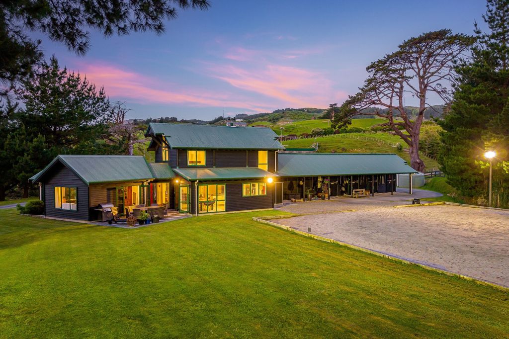 Property value 218 Flightys Road, Pauatahanui realestate.co.nz