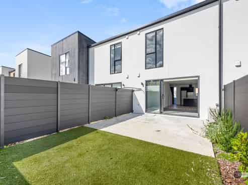 53 Pipi Place, Levin