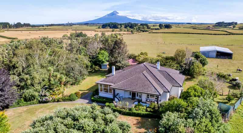 1170A South Road, MANAIA, South Taranaki For Sale realestate.co.nz