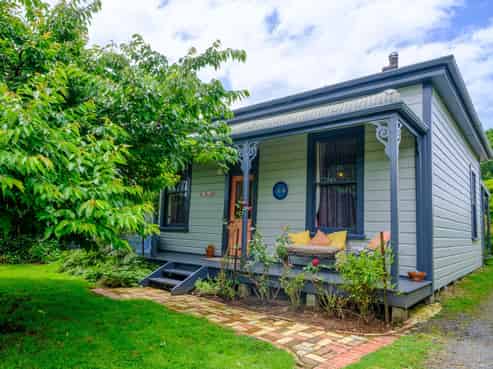 25 Oioi Street, Owhango