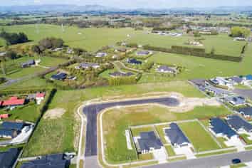Lot 93  Kanzan Grove Extension, Feilding