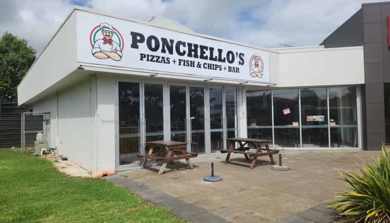 16 Horace Russell Road, Mercer