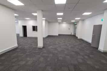 Prime Kaiwharawhara Property