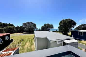 8 Second Avenue, Urenui