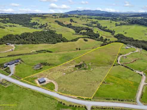 86 Monk Road, Mangapai and Surrounds