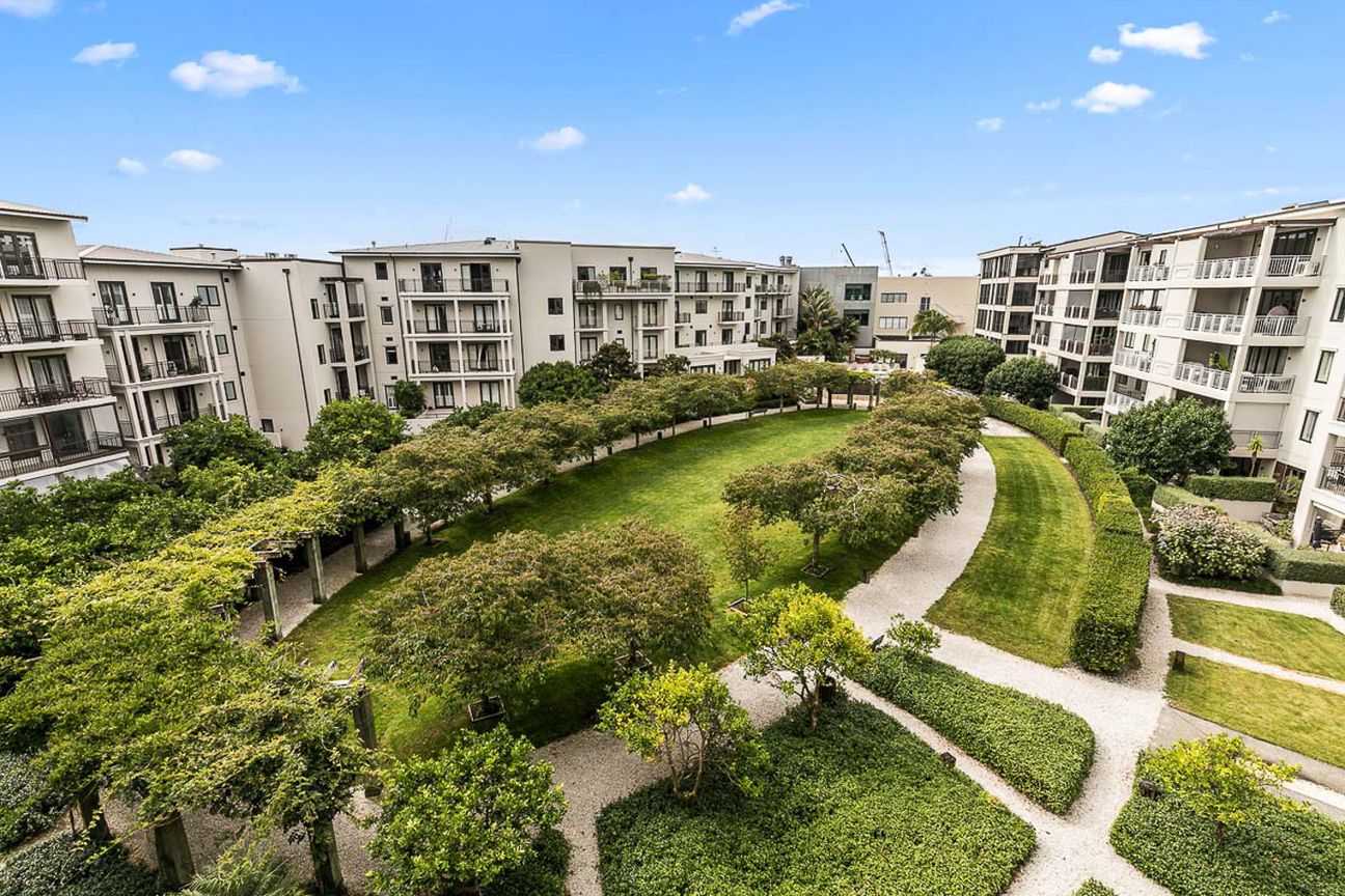 North facing with beautiful park & facilities - Widok 3