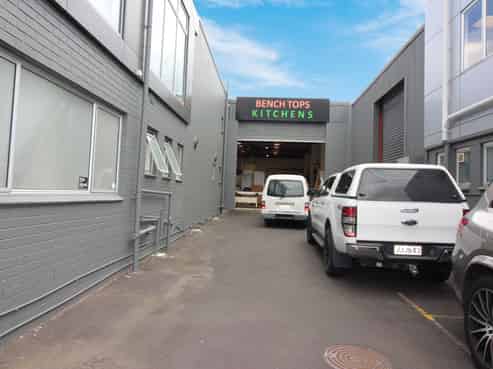 Road front industrial opportunity