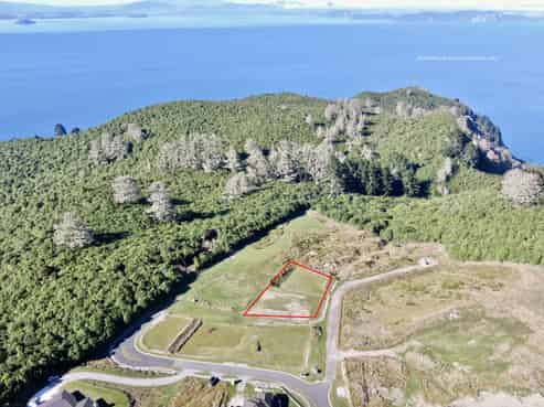 315 Highland Drive, Acacia Bay