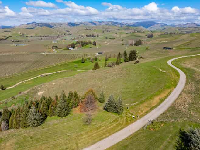 131 Marlborough Ridge Drive, Fairhall