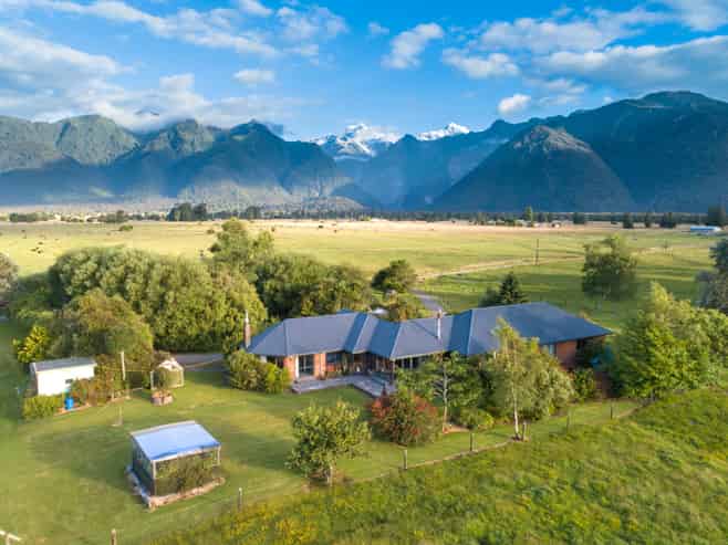 298 Cook Flat Road, Fox Glacier