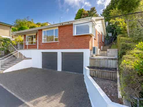 20 Centennial Avenue, Helensburgh